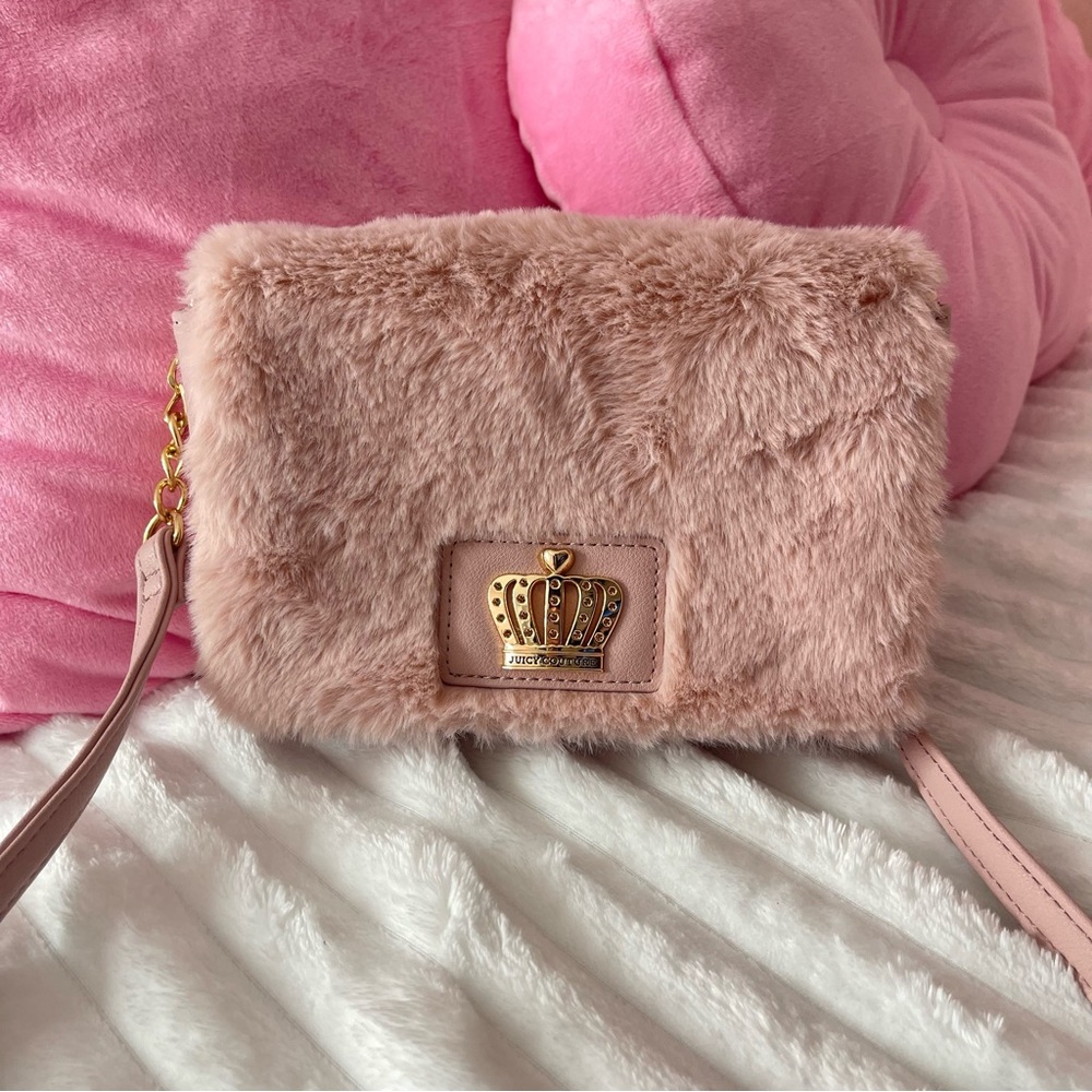 🌸 Juicy Couture Pink Furry Bag 🌸